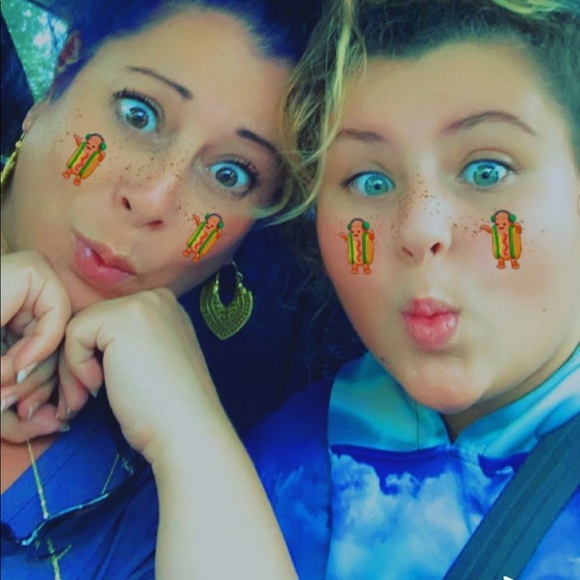 Meet your Posher, Gina Marie - Picture 2 of 3